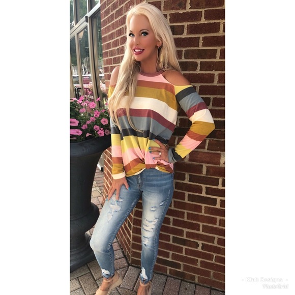 LAST 1! Super Soft Cold Shoulder Striped Top! - Picture 3 of 7